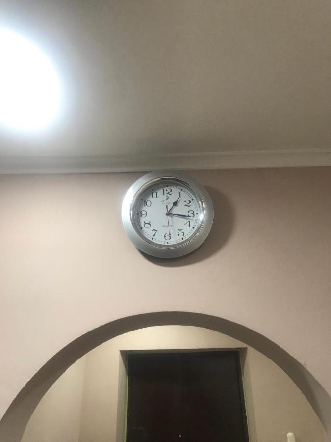 Ararat-Borschagovskaya Hostel Kyiv Eksteriør billede