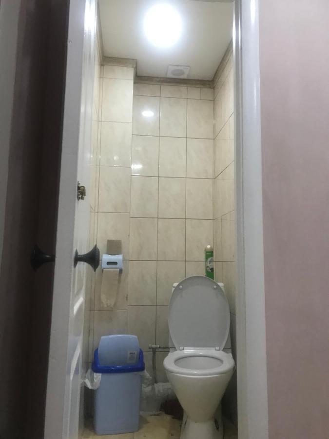 Ararat-Borschagovskaya Hostel Kyiv Eksteriør billede